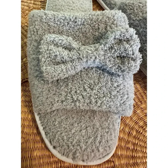 Kathy Ireland Women’s size x-large 11/12 slippers - Picture 2 of 5